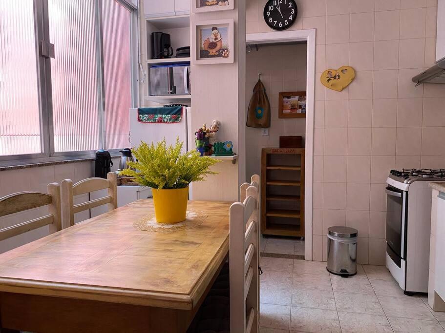 Charmoso Apartamento Na Av. Atlantica, Copacabana Rio de Janeiro Eksteriør billede